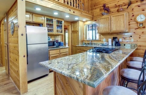 Pinetop Cabin | COZY CABIN PLCC TALL PINES PRIVACY GOLF HIKE BIKE ENJOY FRESH COOL MOUNTAIN AIR!