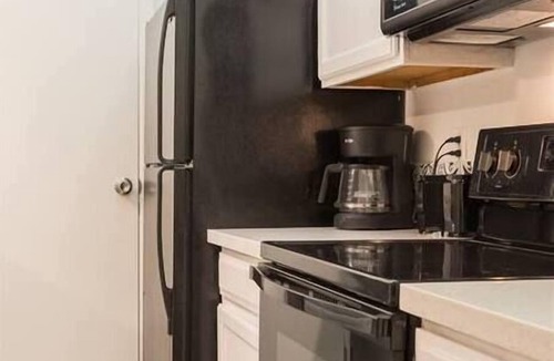 Mesa Condo | Cozy condo near MCC, pool, covered parking