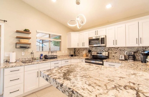 Casa Grande House | Cozy Desert Escape with Modern ComfortsVilla