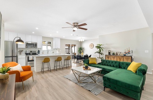 North Mountain House | Cozy Escape-Heated Pool-Perfect Location-SpringTRN