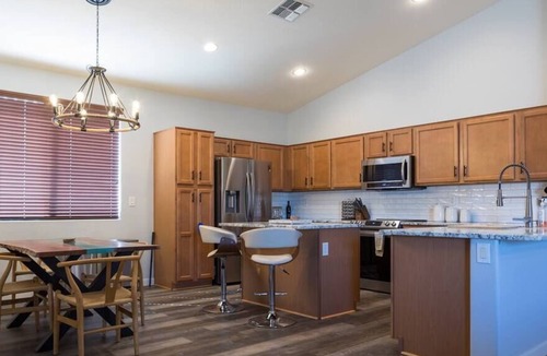Dove Cove Estates House | Cozy home w/ office, large kitchen, pool heater