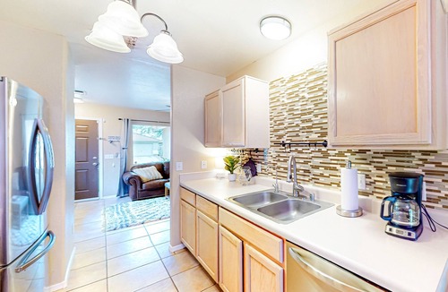 Rancho Vistoso House | Cozy home with beautiful enclosed backyard, firepit, patio, grill, mtn views