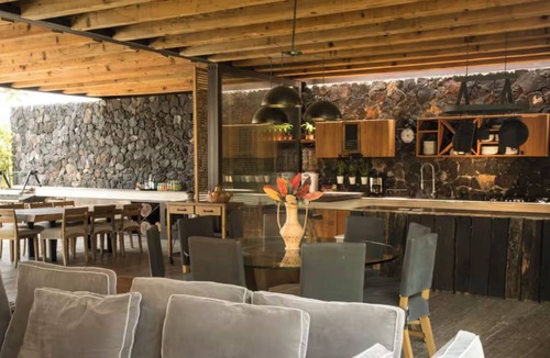 El Santuario House | Cozy, Luxurious Property – 4BR, Ideal for Groups