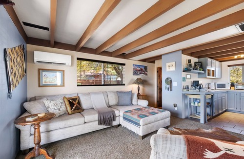 Prescott House | Cozy Mountain Chalet at Thumb Butte