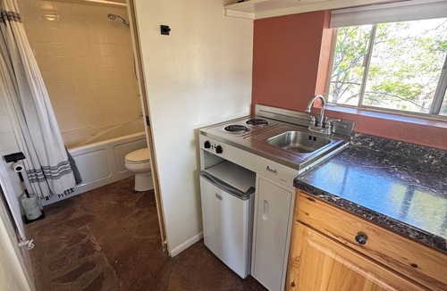 West Sedona Cabin | Cozy, Private Cabin, Walk to trails, stores, restaurants. AC, WiFi