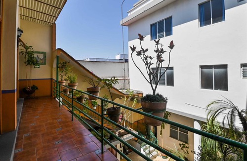 Xalapa Bed & Breakfast | Cozy private room in downtown with WiFi & TV