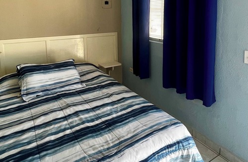 Ferrocarrilera Hotel | Cozy Rooms Rocky Point - Walk to Playa Hermosa