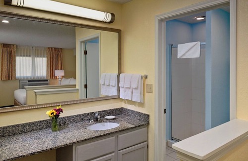 Tucson Hotel | Cozy Suite Retreat! 2 Modern Pet Friendly Units, Near Park Place Mall!
