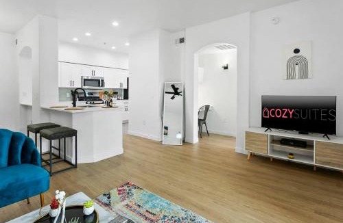 Glendale Sports and Entertainment District Apartment | CozySuites Glendale by the stadium with pool 02
