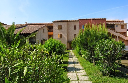 Ghisonaccia Apartment | Crystal clear sea water - apartments, AC, two-room 4 people