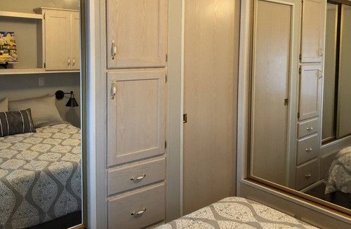 Tucson Resort | Cute park model home in Rincon Country West Resort 55+, near the pool