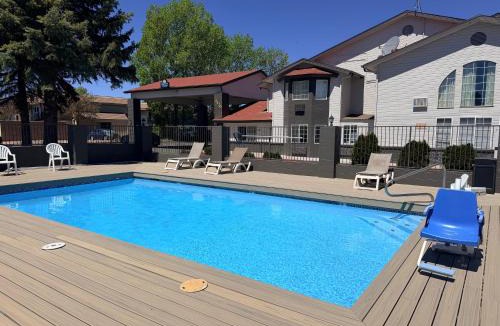 Flagstaff Hotel | Days Inn & Suites by Wyndham Flagstaff I-40