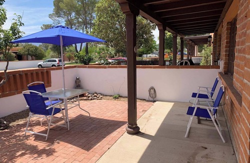 Green Valley Villa | Delightful 2-bedroom villa with AC in Green Valley with a meditteranean theme