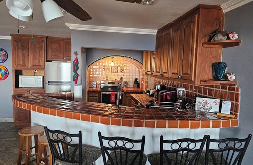 Benito Juarez Condo | Delightful 3-bedroom condo with AC in Puerto Peñasco