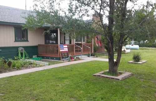 Springerville House | Delightful 3-bedroom house right in the heart of Eagar.