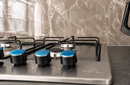 Jiutepec Apartment | Deluxe Suite King size bed, kitchen and internet. Near event gardens 7