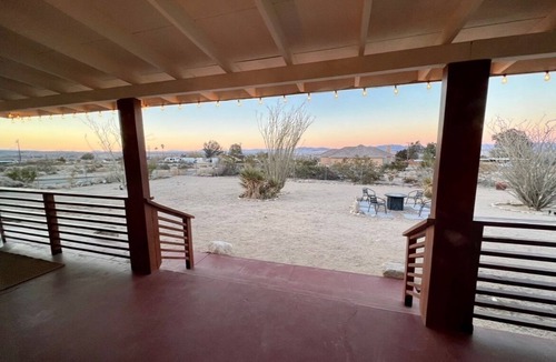 Twentynine Palms House | Desert | Haze - 1 Mile to Joshua Tree National Park