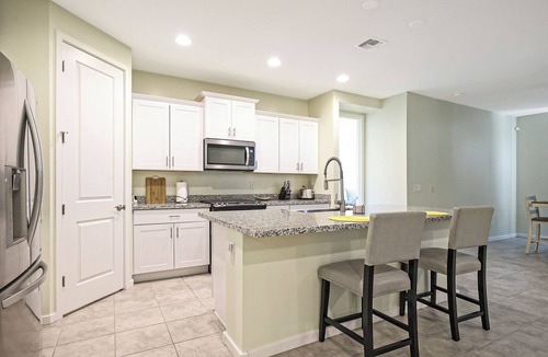 Tolleson House | Desert Oasis Haven