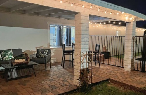 Maryvale House | Desert Villa. Private Heated Pool, Patio, Grill. 4-Bedroom. 15-mins from stadium