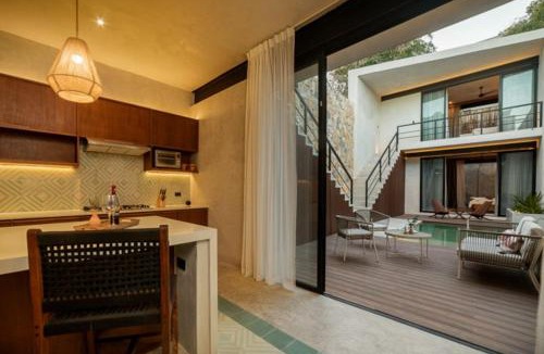 Barrio de Santiago House | Design Retreat with Pool in Centro Merida Santiago