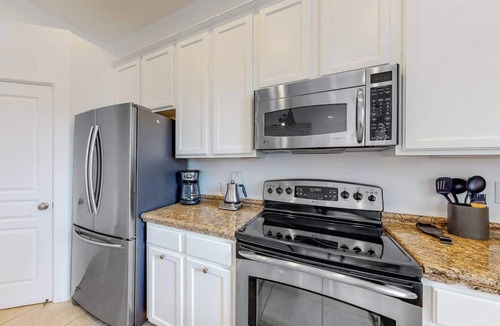 Tucson House | Designer Desert Home + Pool+Spa Gated Community