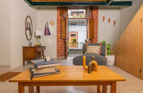 Cuauhtemoc Apartment | Designer Loft Mexico City's Vibrant Centro