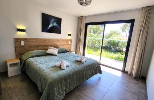 Lecci Villa | Domaine Lantana