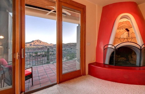 Cave Creek House | Double D Ranch- Heated Pool, Hot Tub & Endless Views!