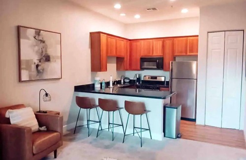 Village Apartment | Downtown La Quinta Charmer- Walk to Dining Shops