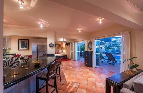 Proyecto escola Villa | DOWNTOWN VILLA AMAZING VIEWS FULL STAFF - 5 BD