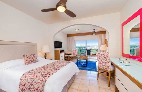 Juarez Resort | Dream Getaway: Villa del Palmar Beach Resort & Spa Cabo San Lucas - Studio