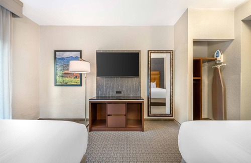 Northern Arizona University Hotel | Drury Plaza Hotel Flagstaff