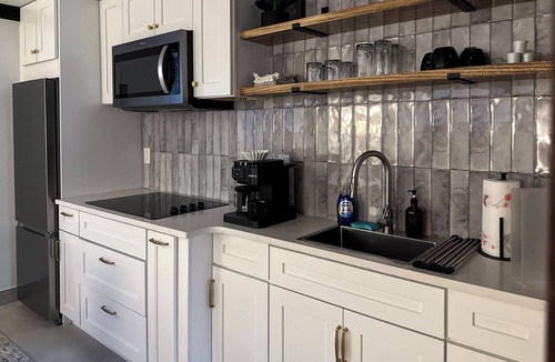 Romulus Hotel | DTW Suites