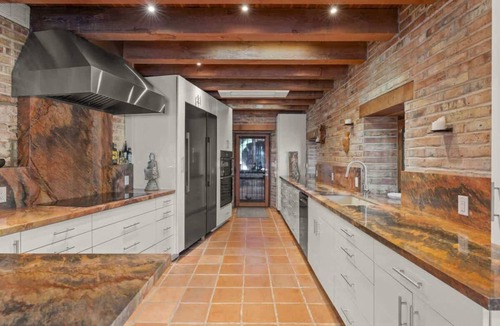 West Sedona House | Eagle Dancer Luxury Casa | Spa Amenities & Trails