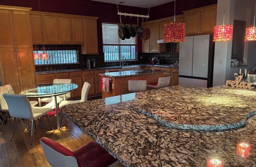Eagle Mountain House | EAGLE MT. GOLF COMMUNITY: open concept home w/amazing sunsets!