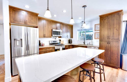 Flagstaff House | Eagles Nest Modern Ranch w/Hot Tub & Disc Golf