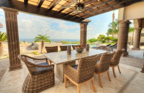 San Jose del Cabo Villa | El Altillo Cabo Villa with Infinity Pool and Private Casita