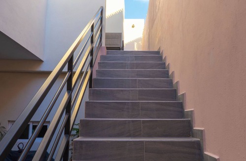 La Paz Apartment | Elegance and Space: Your Ideal Loft