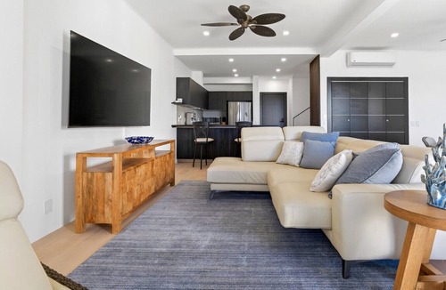 San Jose del Cabo Condo | Elegant Beachfront Penthouse | Casa Del Mar Delfin