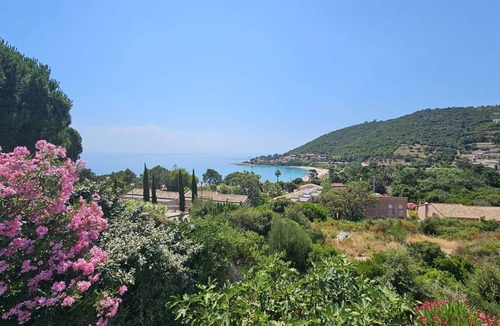 Tarcu House | ELENA VILLA - 3* - FRONT OF THE SEA