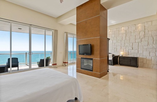 Puerto Penasco Condo | Encanto Living 1202 -4BR by Kivoya