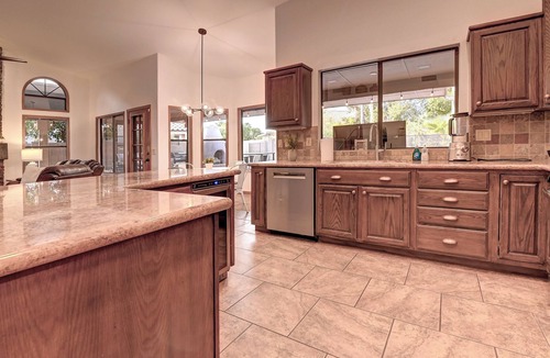 Arabian Views House | Entertainers Dream in Scottsdale w/Pool, Hot Tub, Game Room, EV Charger!