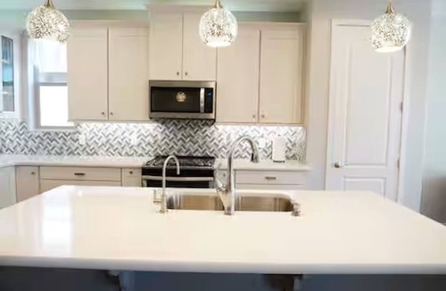 Clarkdale House | Entire Back House Suite & Private Backyard/Jacuzzi