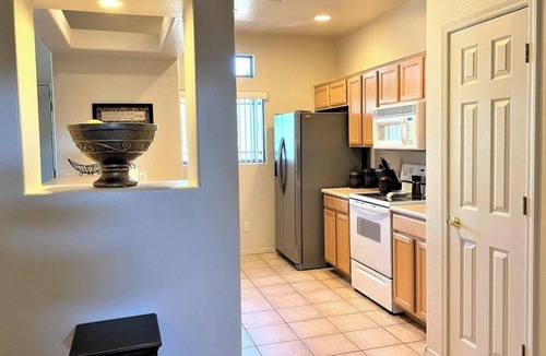 Central Scottsdale Condo | Escape to Sunny Scottsdale – Resort-Style 2BR Condo Near Mayo Clinic
