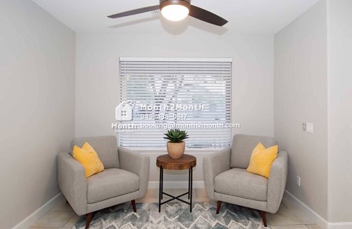 Norterra House | Estate on Big Oak St #41649