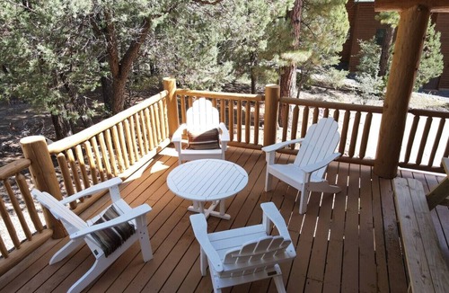 Torreon Cabin | EV Charger CHK IN/OUT 1PM Incredible Log Home in Gated Torreon with Hot tub