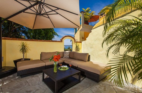 South Shore Hotel Area Villa | Exceeds Your Expectations - Beautiful Boutique Mexican Villa