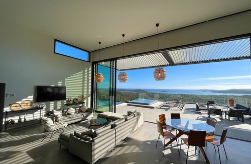 Sainte-Lucie-de-Porto-Vecchio Villa | Exceptional panoramic view for this villa on the heights of St Cyprien