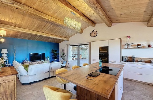 Sotta Villa | Exceptional sheepfold with heated pool, close to amenities