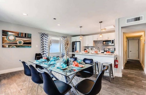Scottsdale Estates Nine House | Exclusive 4BR Oasis: Heated Pool & Games
